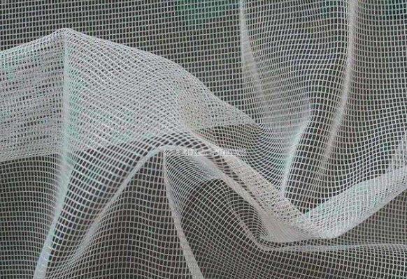 利用大棚防虫网有效防止害虫的覆盖方法