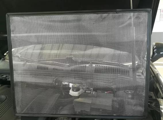 汽车用防虫网起到和大棚防虫网一样的作用